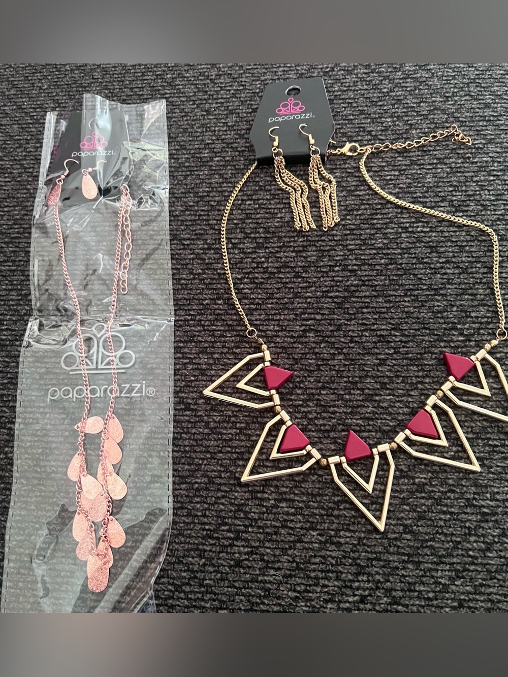 Paparazzi Necklace Set